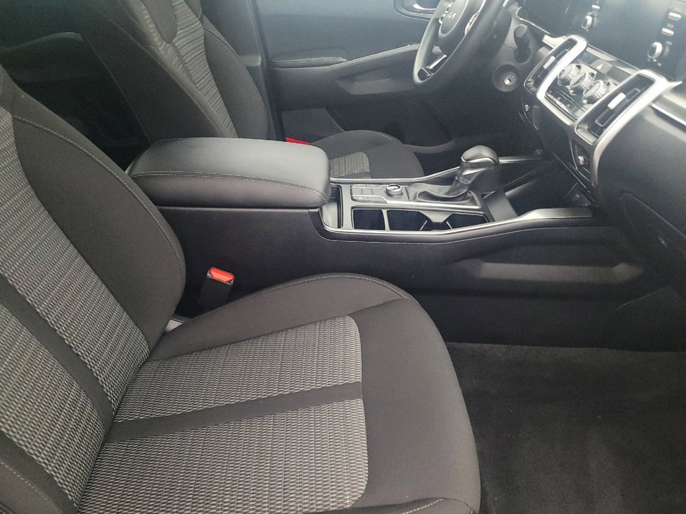 Used 2022 Kia Sorento LX AWD/4WD image 21