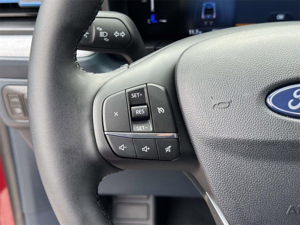 New 2025 Ford Maverick XLT w/ Equipment Group 301A image 9