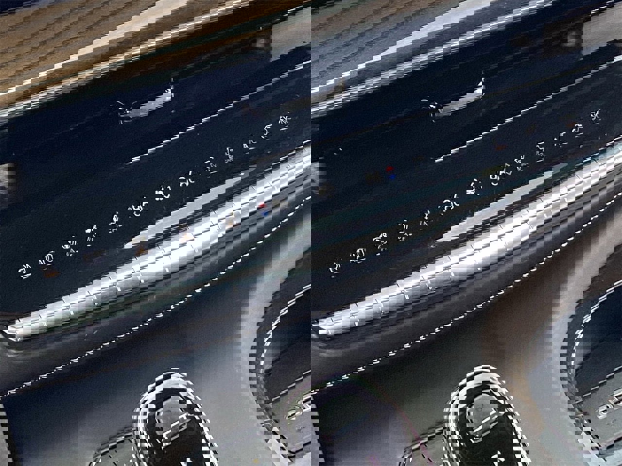 Certified 2024 Cadillac Escalade ESV Sport Platinum w/ LPO, ONYX Package image 31