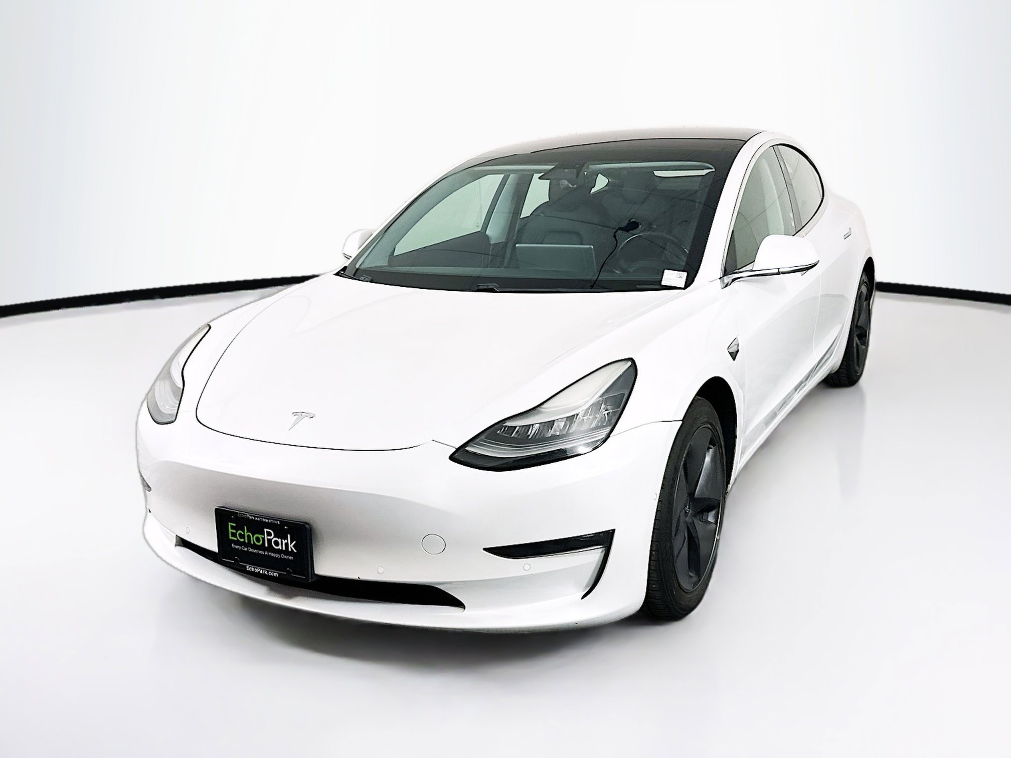 Used 2019 Tesla Model 3 Standard Range Plus RWD image 3