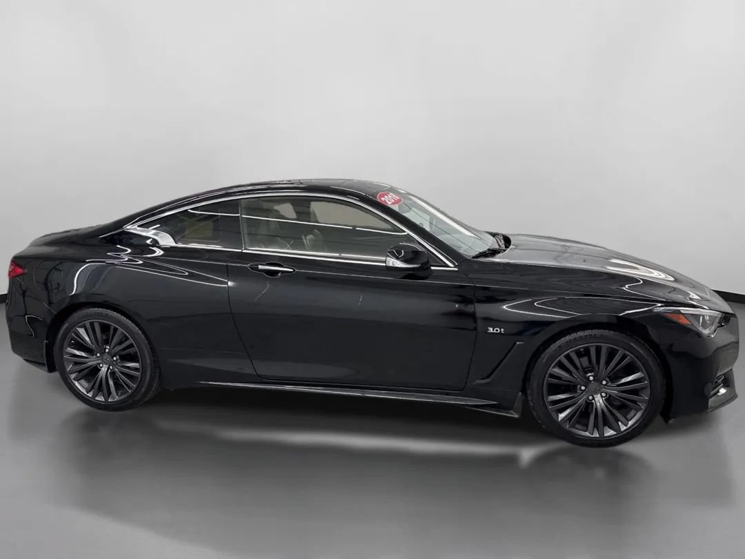Used 2018 INFINITI Q60 3.0t Luxe AWD/4WD image 10