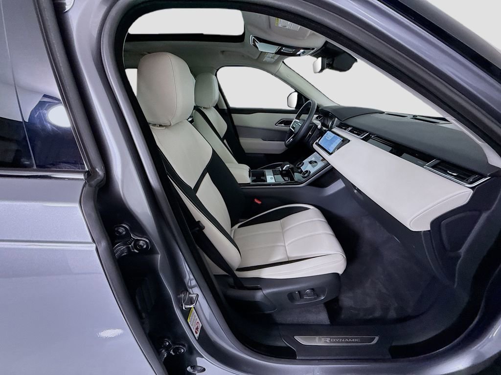 Used 2023 Land Rover Range Rover Velar R-Dynamic S image 20