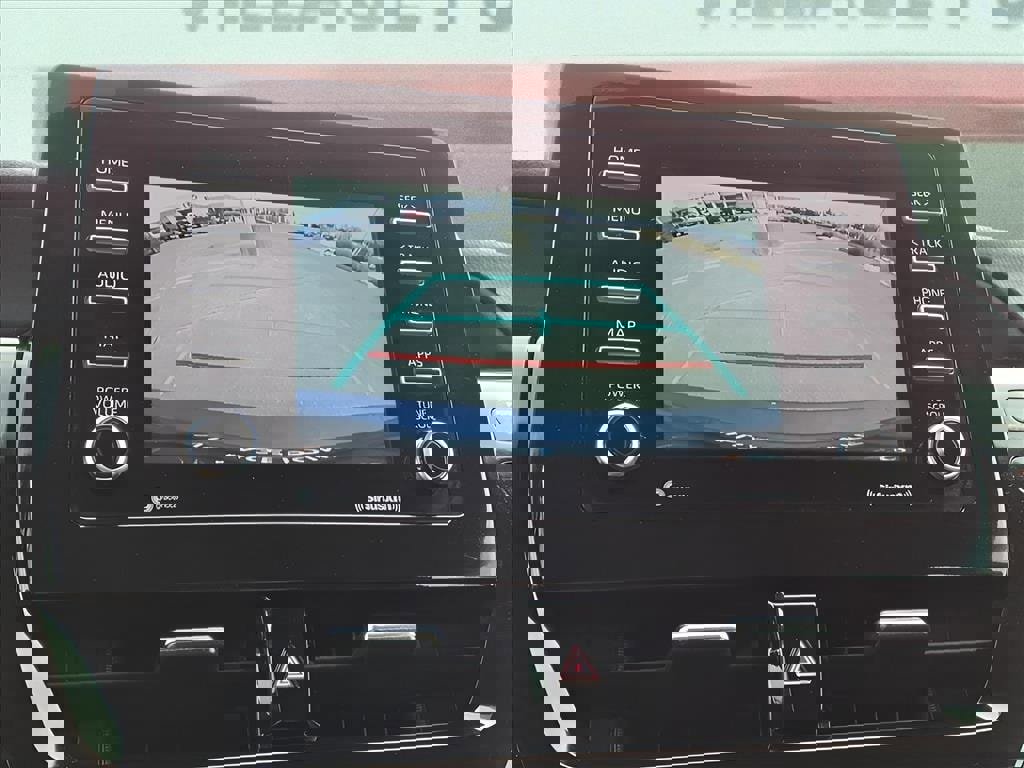 Used 2023 Toyota Camry SE image 17