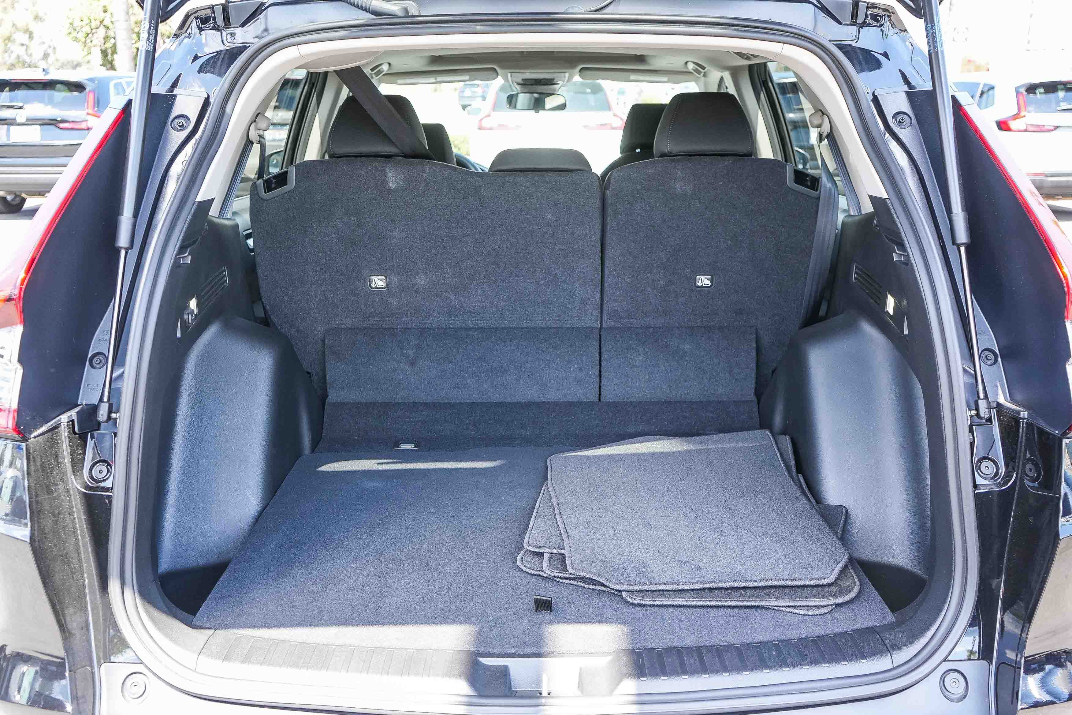 Used 2025 Honda CR-V EX image 30