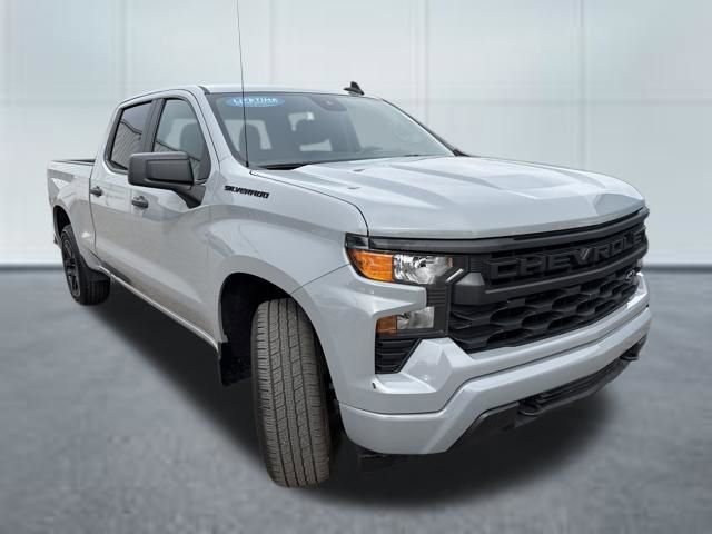 Used 2024 Chevrolet Silverado 1500 Custom w/ LPO, Dark Essentials Package image 5