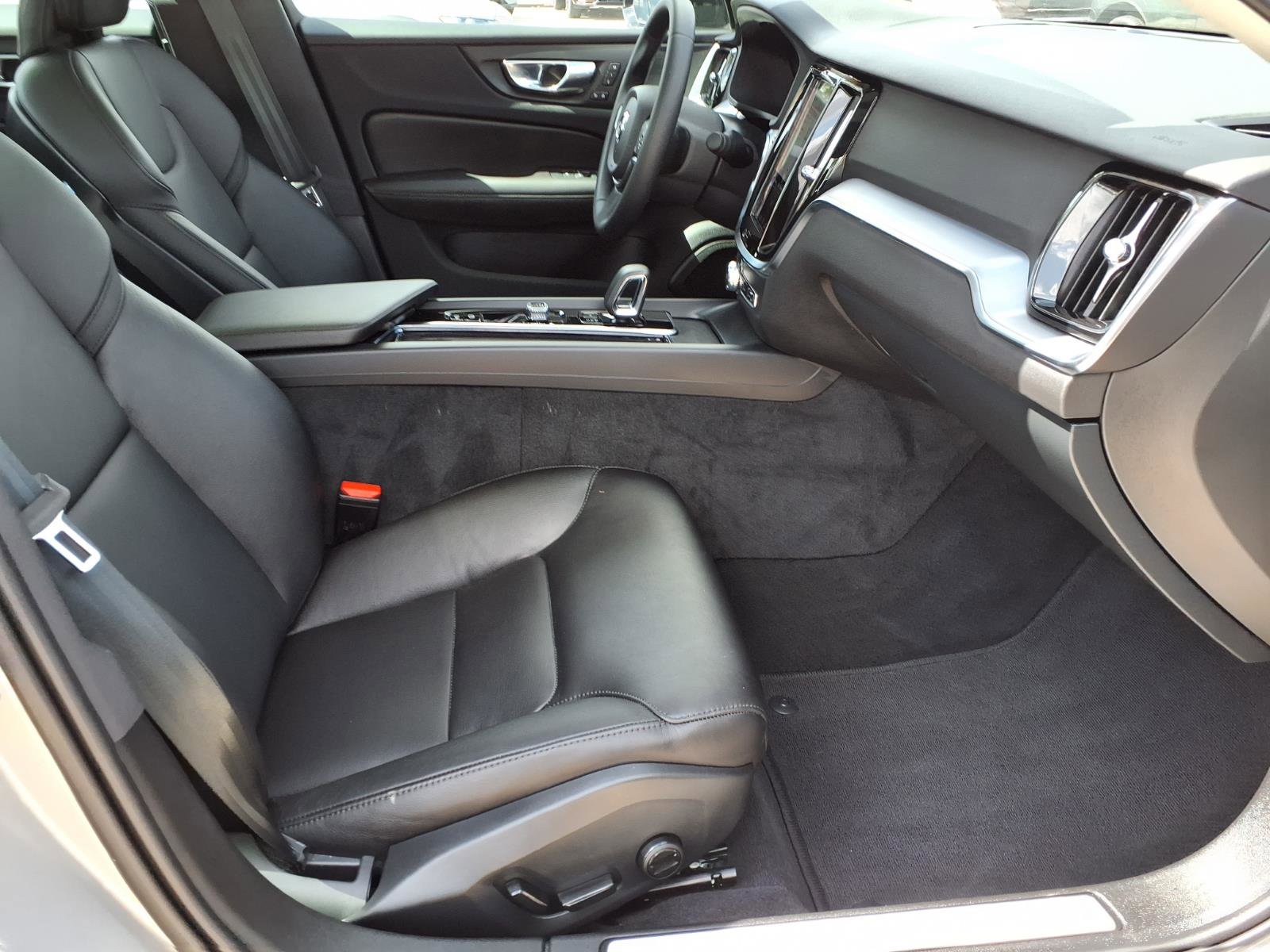Certified 2023 Volvo S60 B5 Core FWD image 11
