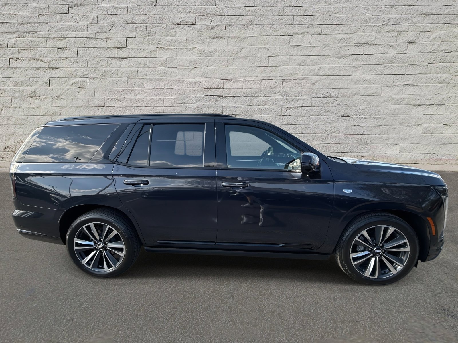 Certified 2025 Cadillac Escalade Sport w/ Touring Package image 4