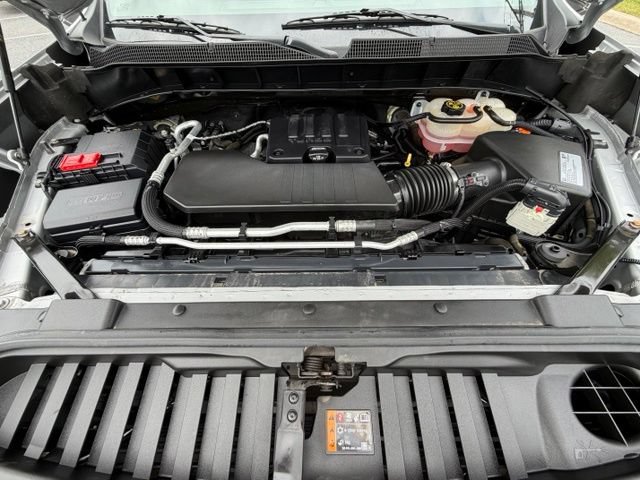 Used 2021 Chevrolet Silverado 1500 Custom w/ Rally Edition AWD/4WD image 17