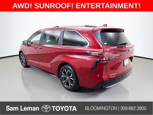 Used 2025 Toyota Sienna Platinum image 5