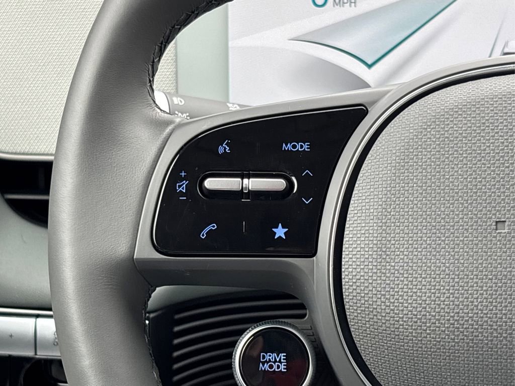 Certified 2023 Hyundai Ioniq 5 Limited w/ Cargo Package image 33