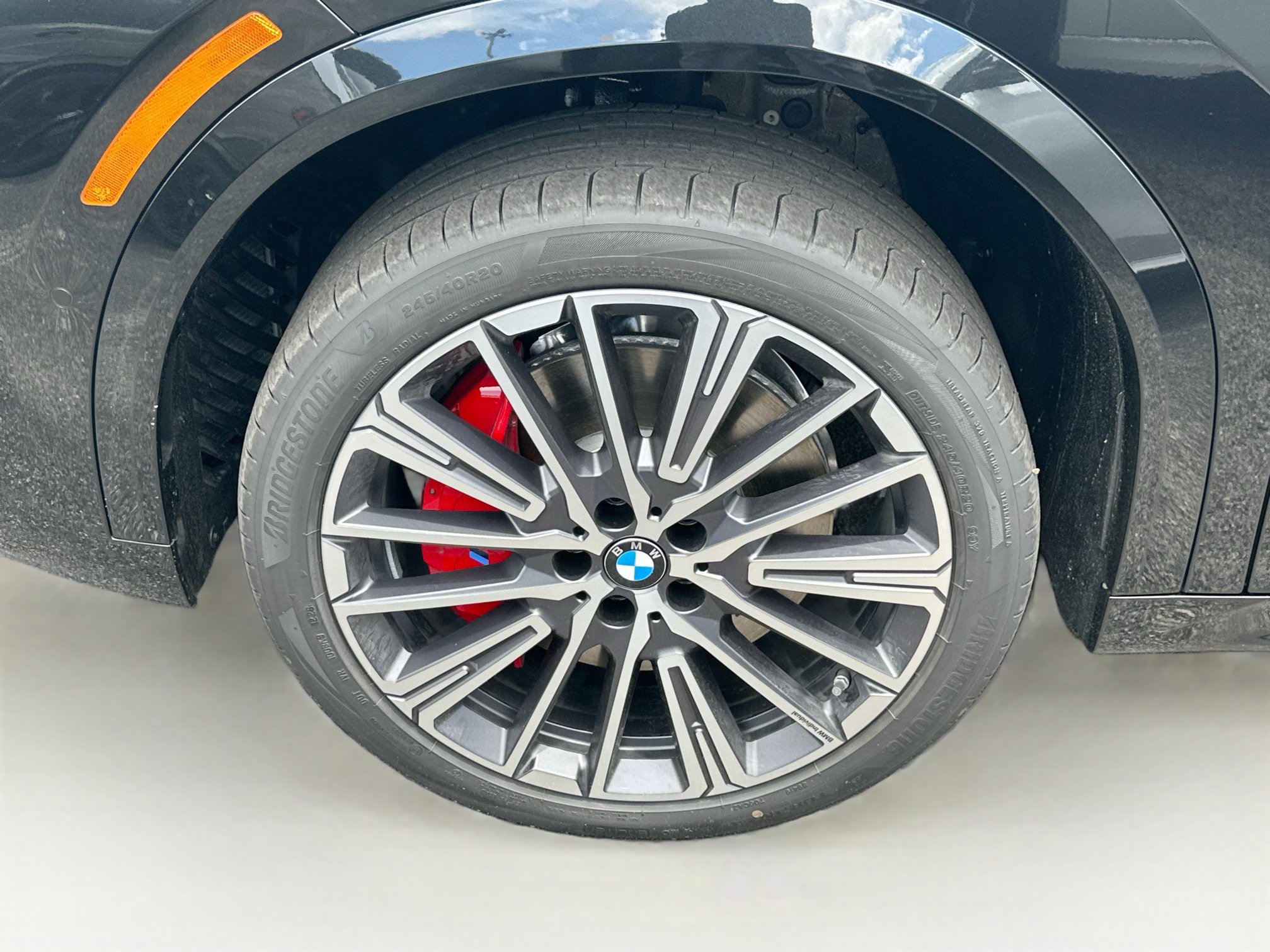 New 2026 BMW X2 xDrive28i AWD/4WD image 23
