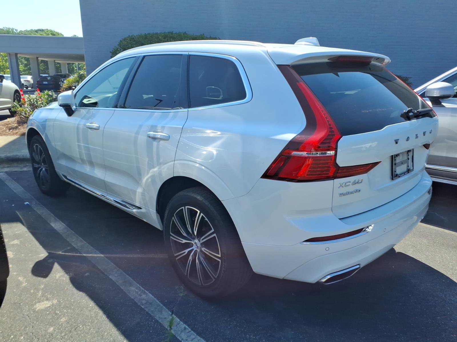 Used 2021 Volvo XC60 T5 Inscription w/ Protection Package Premier FWD image 5