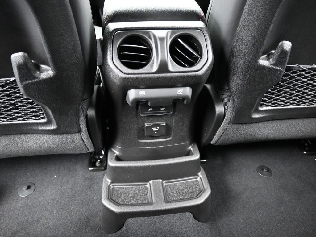 Used 2026 Jeep Wrangler Unlimited Rubicon image 28