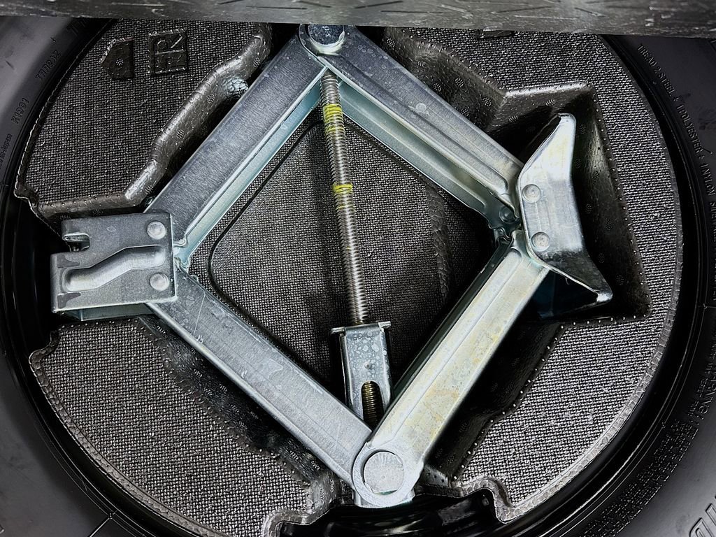 Used 2023 Toyota RAV4 XLE w/ Convenience Package image 36