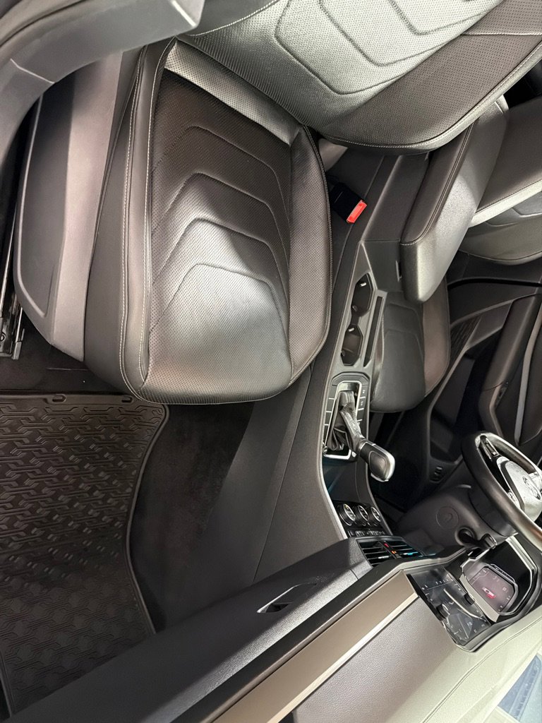 Used 2019 Volkswagen Jetta SEL Premium FWD image 24