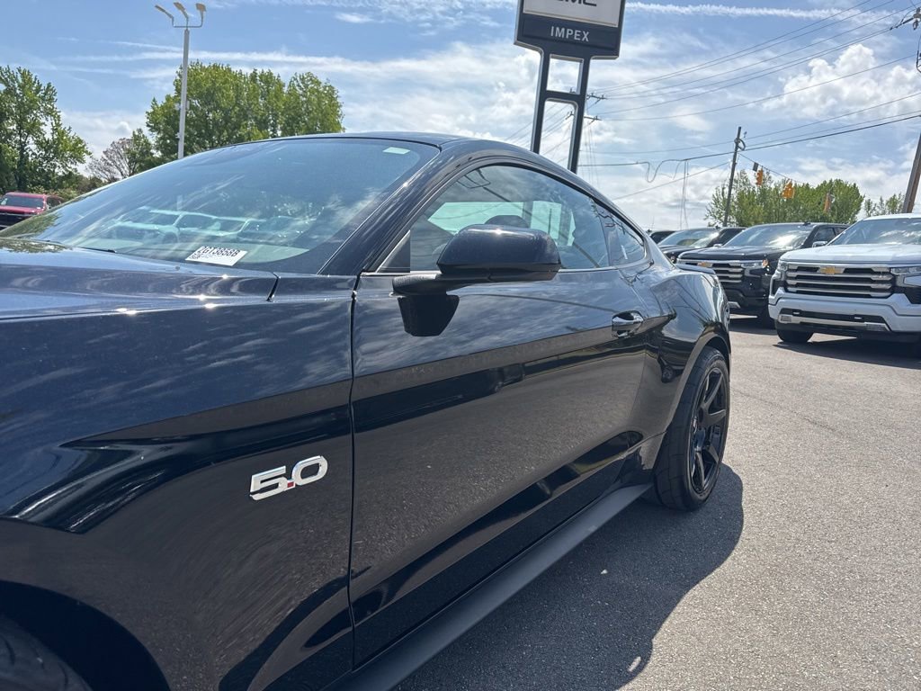 Used 2022 Ford Mustang GT w/ Equipment Group 301A RWD image 27