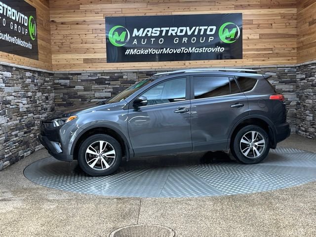 Used 2018 Toyota RAV4 XLE AWD/4WD image 6