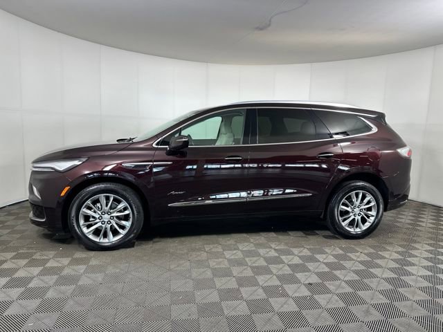 Used 2022 Buick Enclave Avenir image 6