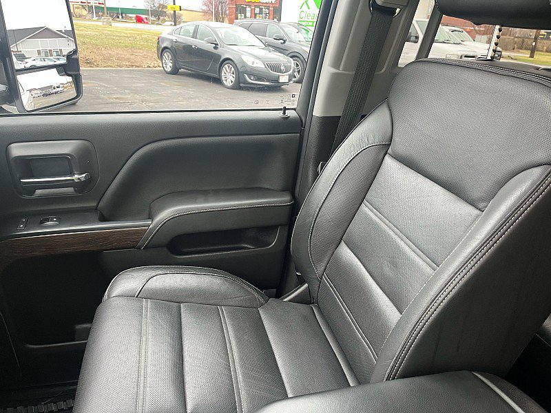 Used 2018 GMC Sierra 1500 Denali w/ Denali Ultimate Package AWD/4WD image 33