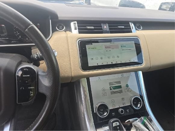 Used 2019 Land Rover Range Rover Sport SE AWD/4WD image 6