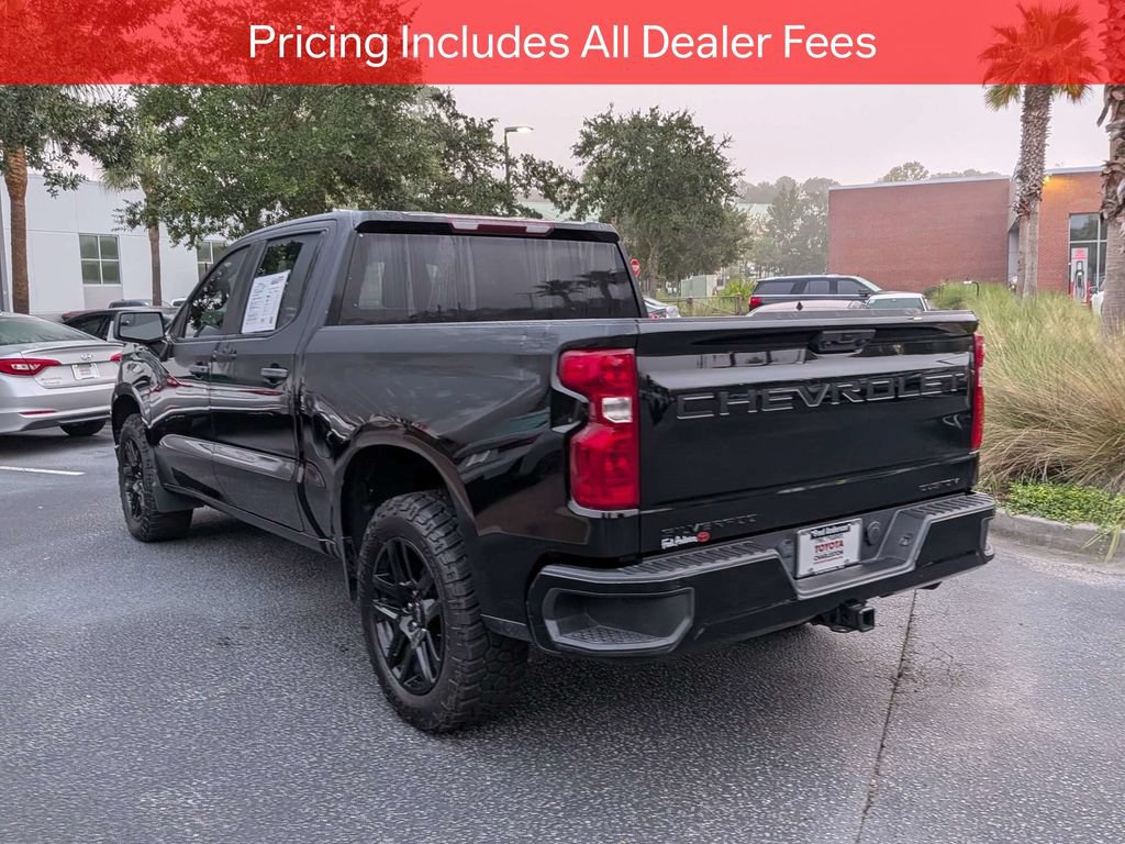 Used 2022 Chevrolet Silverado 1500 Custom w/ LPO, Dark Essentials Package RWD image 6