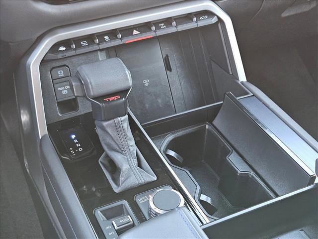 Used 2025 Toyota Tundra Platinum w/ TRD Off-Road Package AWD/4WD image 19