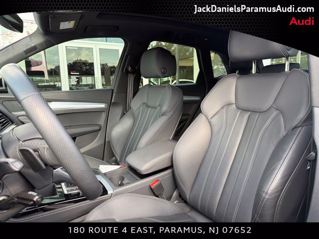 Certified 2024 Audi Q5 2.0T Premium Plus w/ Premium Plus Package AWD/4WD image 12