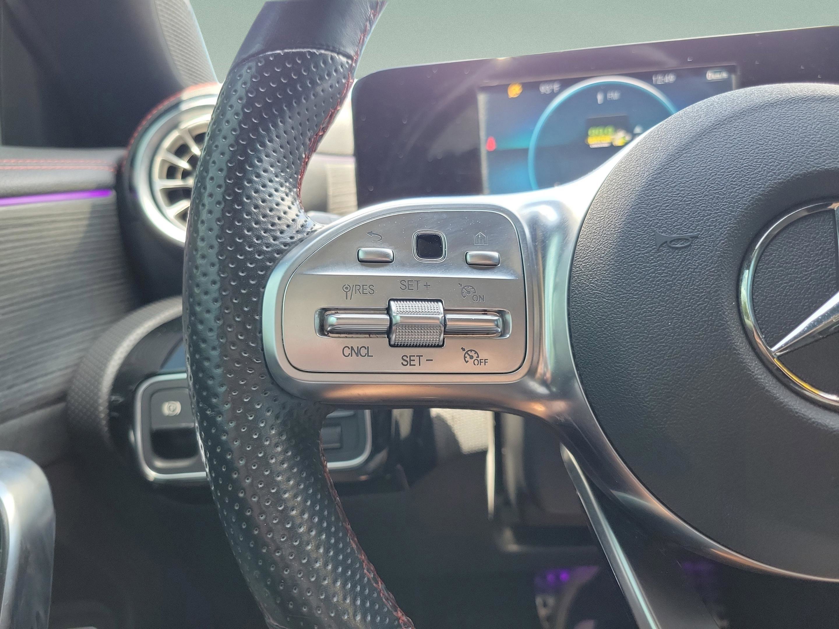 Used 2022 Mercedes-Benz CLA 250 image 17