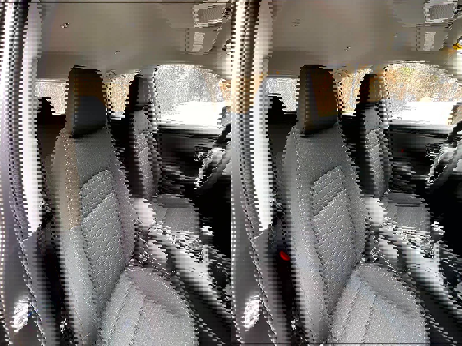 Used 2025 Honda HR-V LX image 17