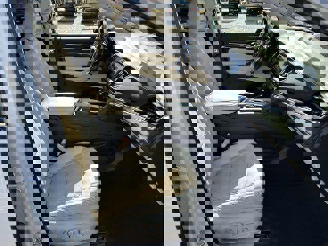 Used 2023 Buick Enclave Essence w/ Experience Buick Package image 9