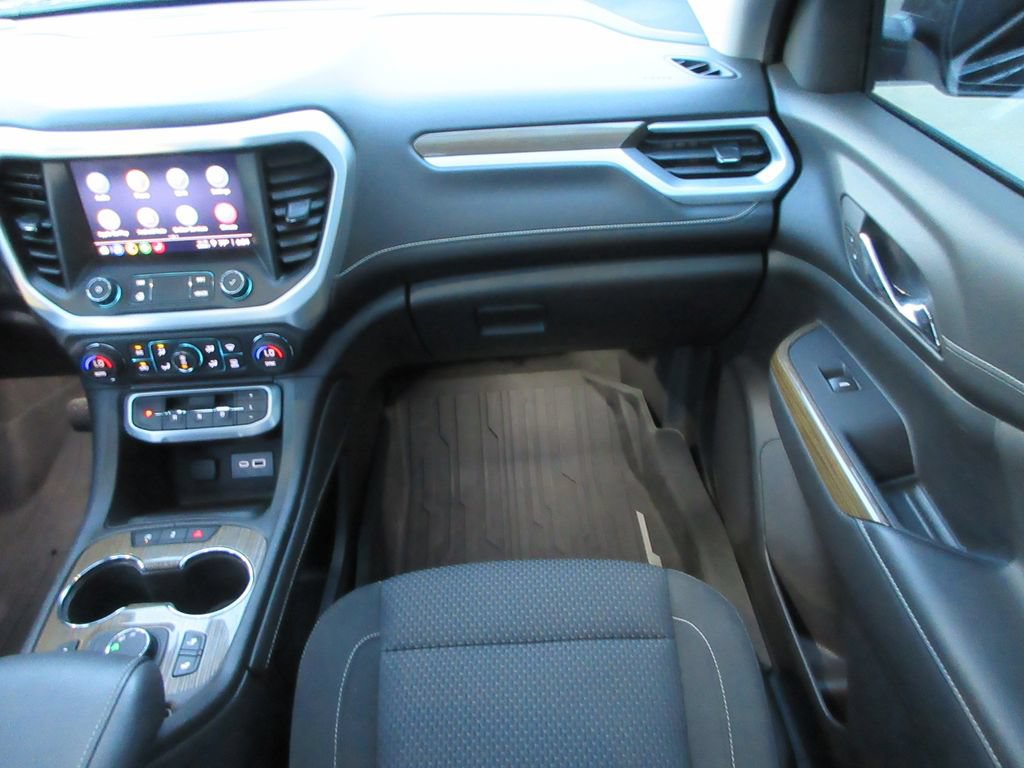 Certified 2023 GMC Acadia SLE w/ Driver Convenience Package FWD image 16