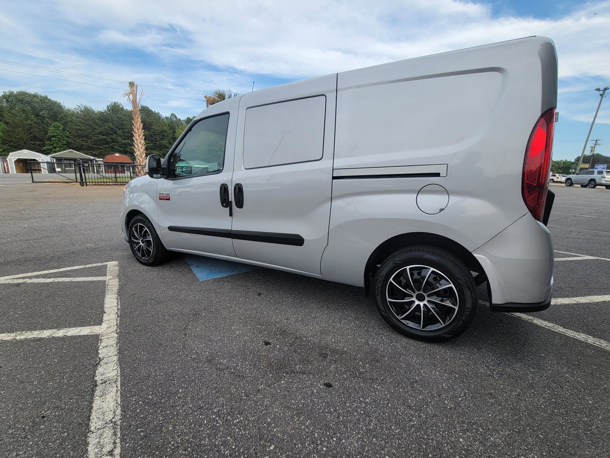 Used 2020 RAM ProMaster City Tradesman SLT FWD image 8