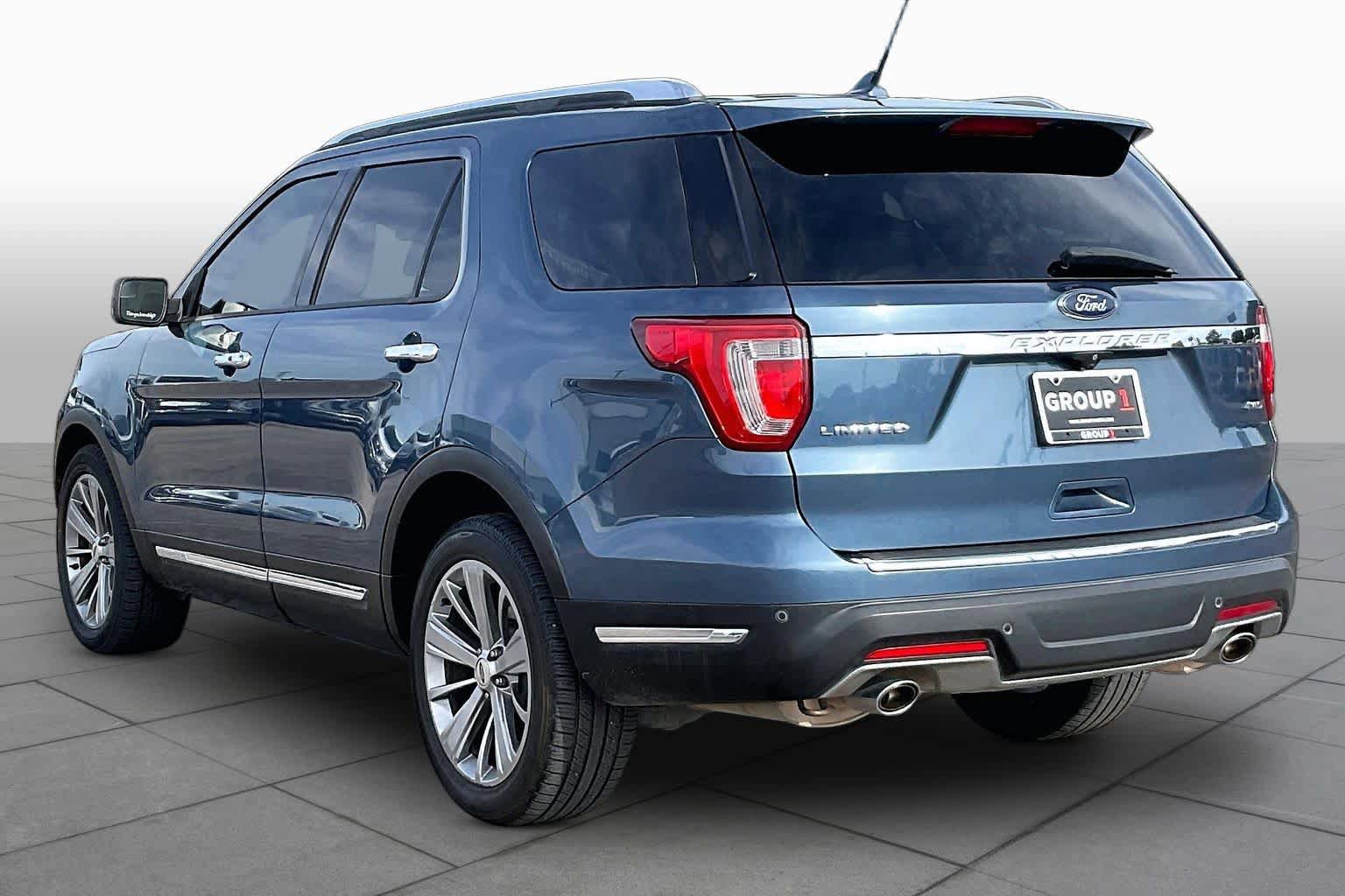 Used 2018 Ford Explorer Limited AWD/4WD image 12