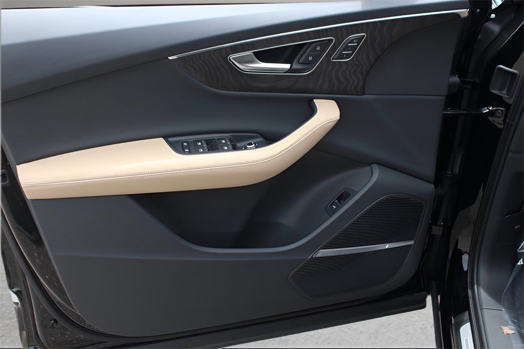 New 2025 Audi Q7 3.0T Premium Plus image 10