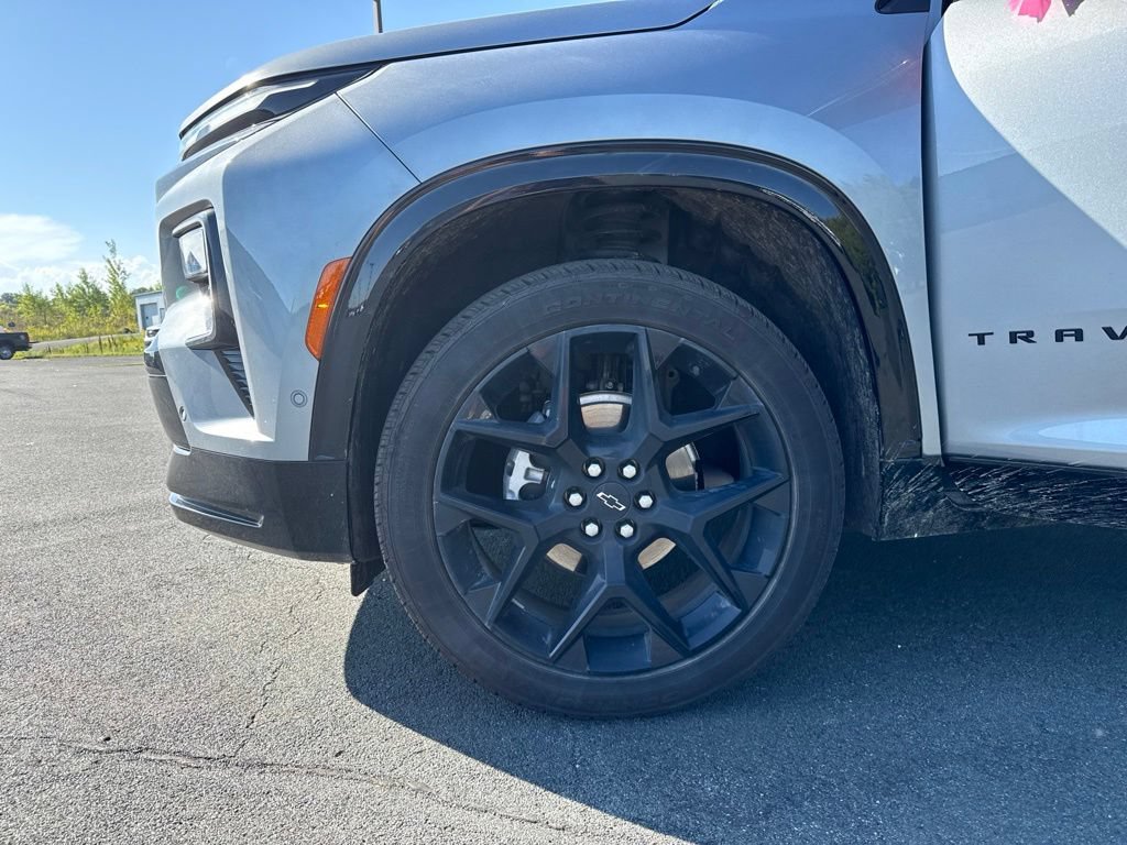 Used 2026 Chevrolet Traverse RS AWD/4WD image 24