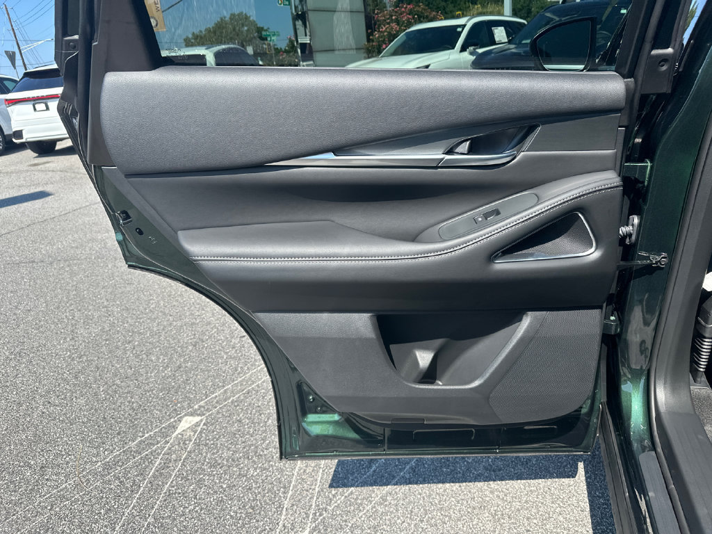 New 2027 INFINITI QX60 Luxe w/ Cargo Package FWD image 18