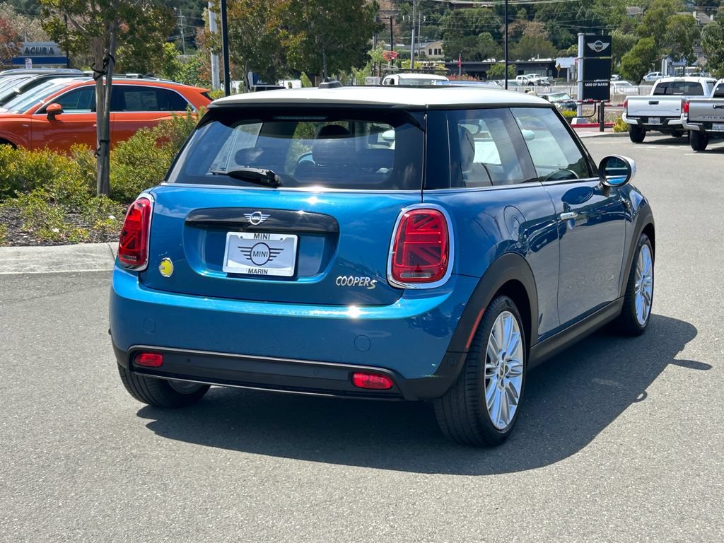 Used 2024 MINI Cooper SE FWD image 5