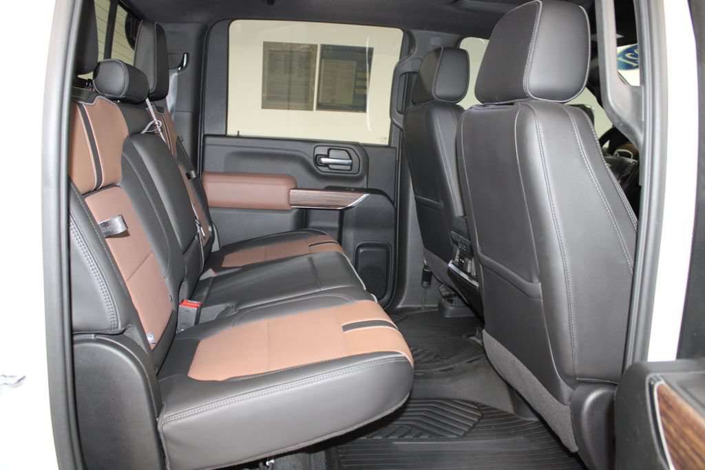 Used 2021 Chevrolet Silverado 2500 High Country w/ Z71 Off-Road Package AWD/4WD image 33