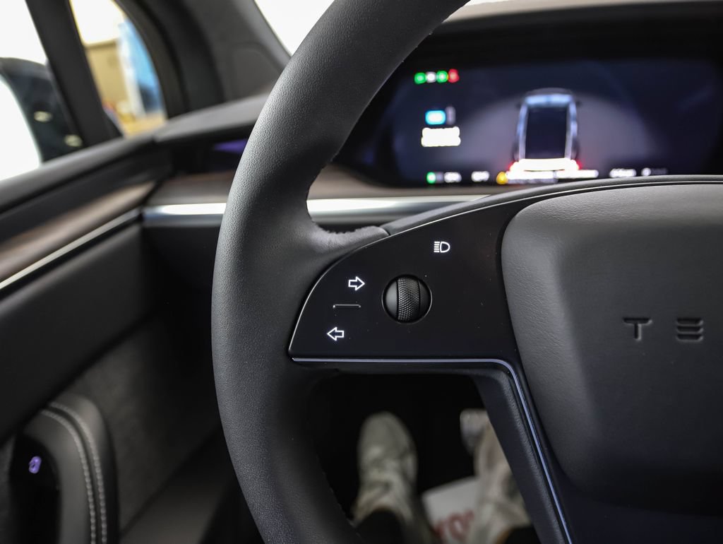 Used 2023 Tesla Model X AWD/4WD image 13