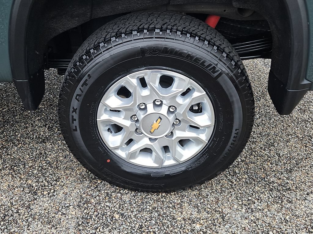 Used 2026 Chevrolet Silverado 2500 LT AWD/4WD image 8