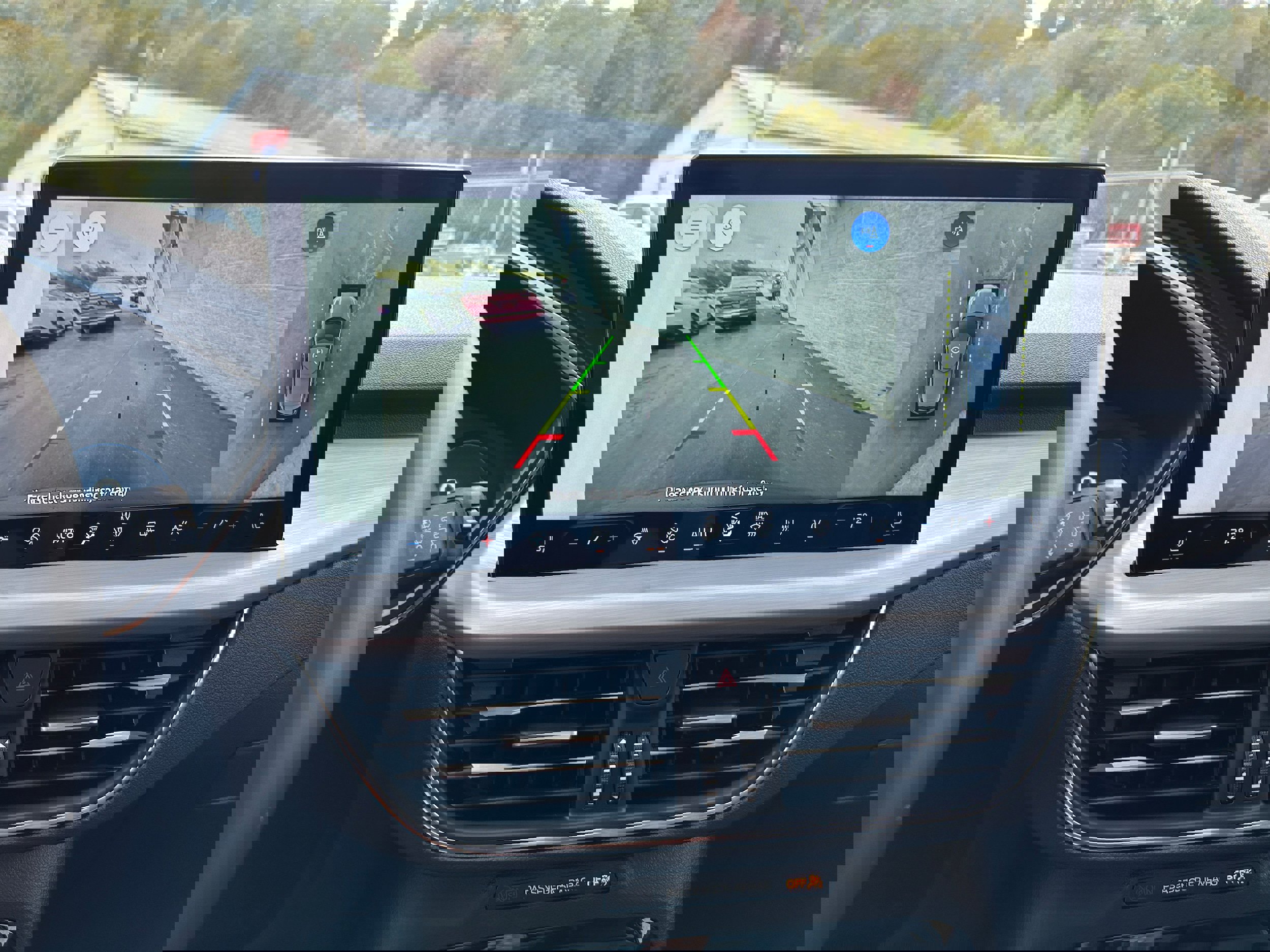 New 2025 Ford Escape SE w/ PHEV Premium Package FWD image 52