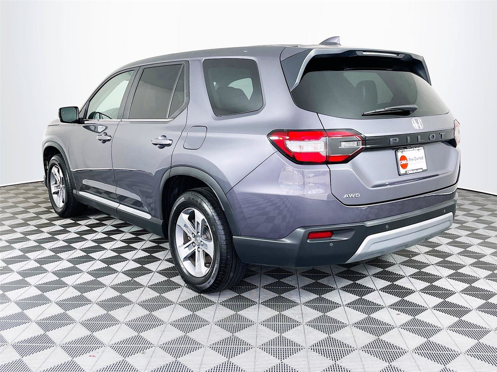 Certified 2025 Honda Pilot EX-L image 7