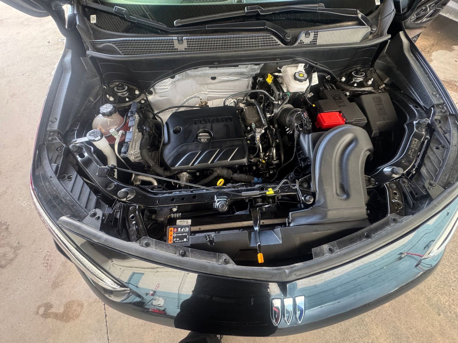 Used 2025 Buick Encore GX Preferred image 30