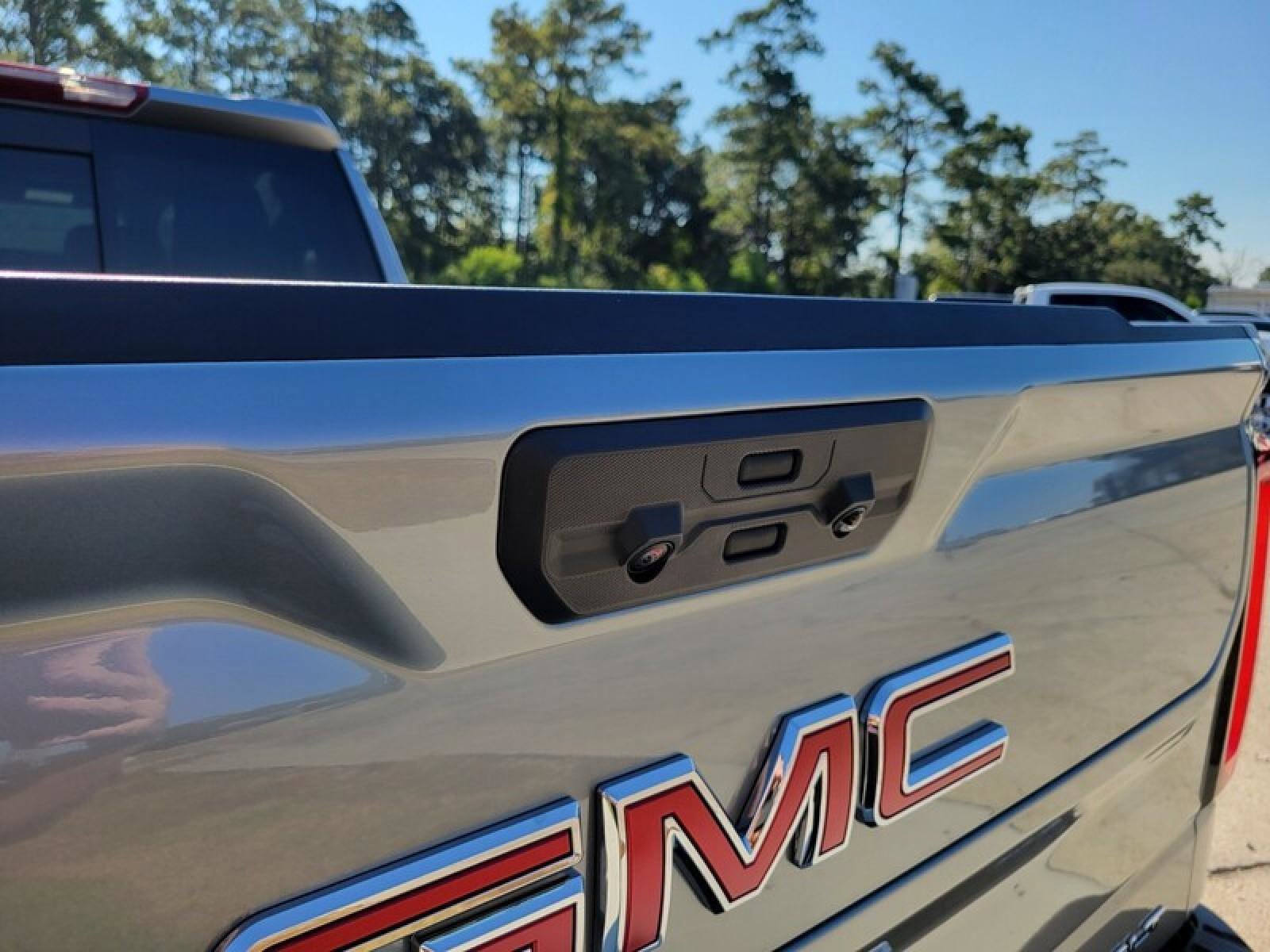 New 2026 GMC Sierra 1500 SLT w/ SLT Premium Plus Package image 7