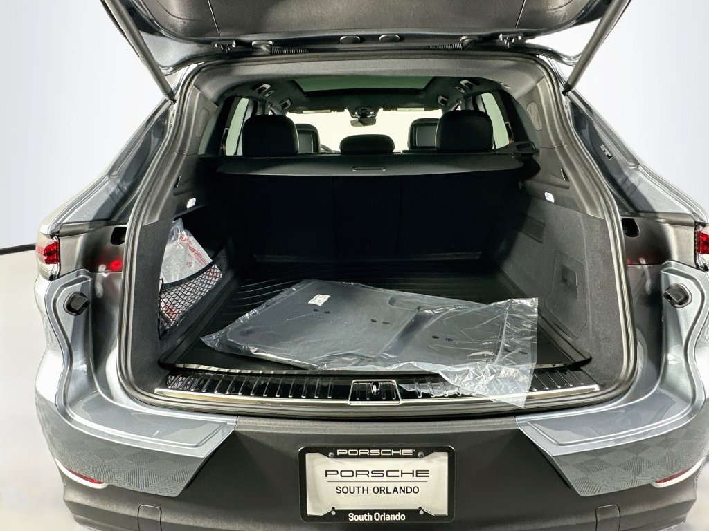 New 2026 Porsche Cayenne AWD/4WD image 28