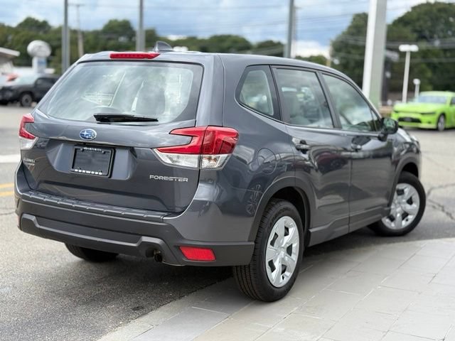 Used 2023 Subaru Forester AWD/4WD image 7