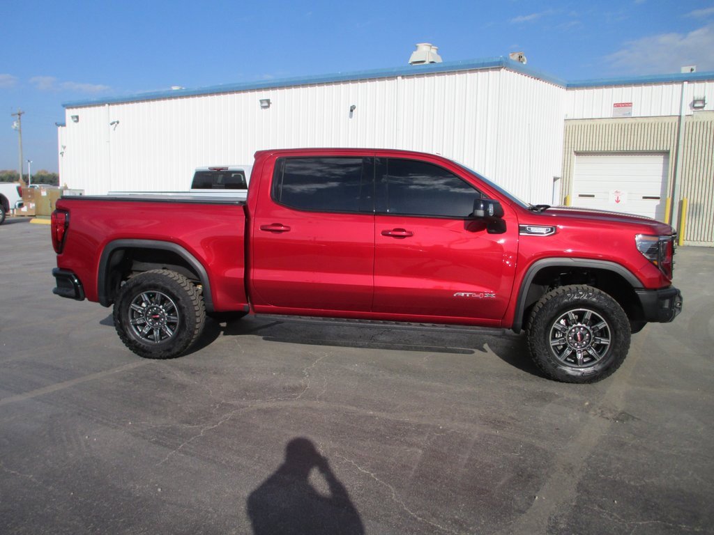 Used 2025 GMC Sierra 1500 AT4X image 4