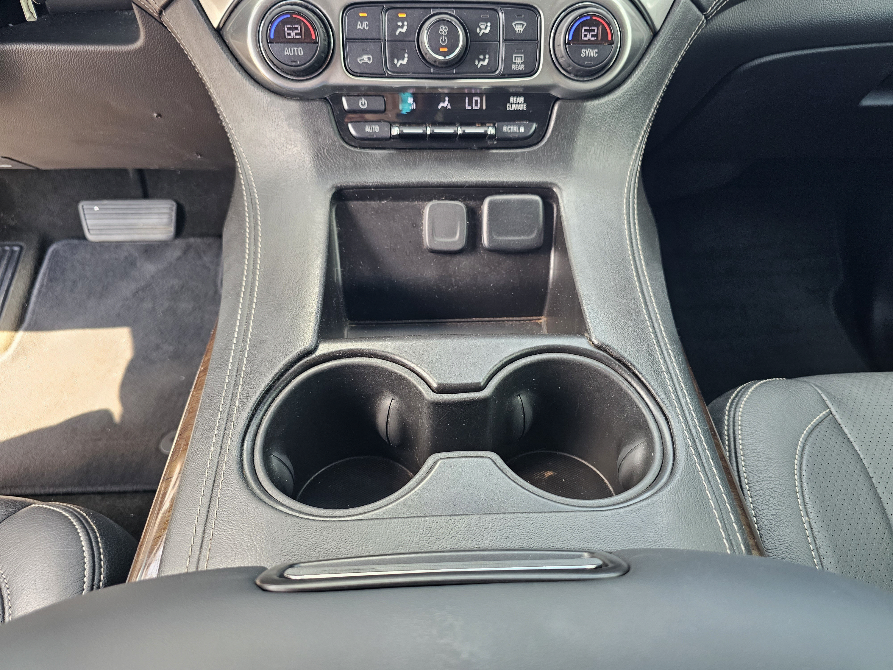 Used 2018 Chevrolet Tahoe LS RWD image 12
