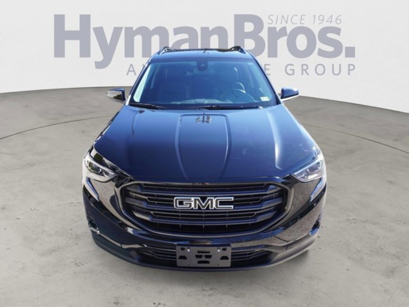 Used 2021 GMC Terrain SLT w/ Infotainment Package II image 2