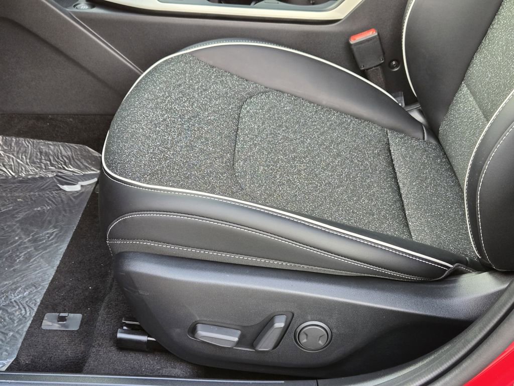 New 2025 Kia K4 GT-Line FWD image 17